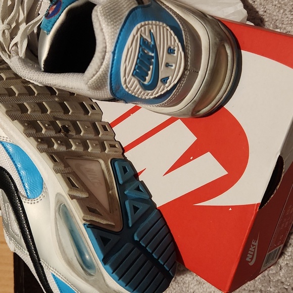 Nike Air Max - Picture 3 of 4